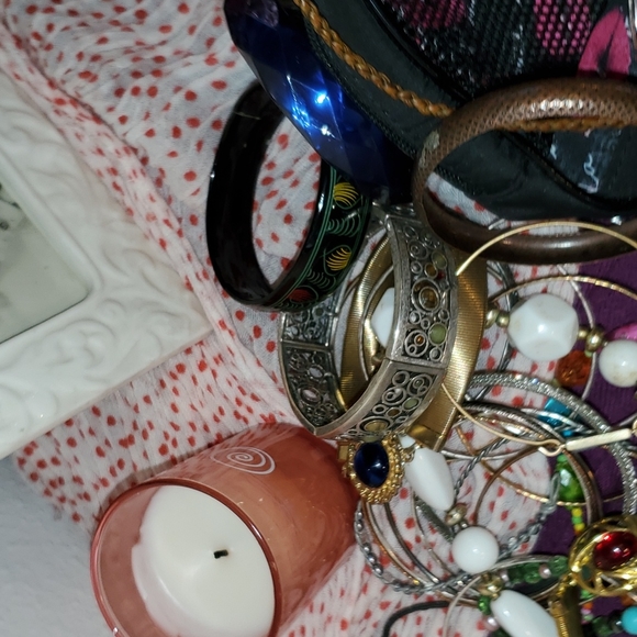 Costume Jewelry Bundle - Picture 8 of 11